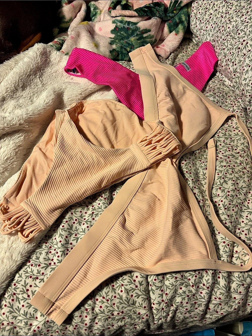 Body Glove Ribbed Fringe Bikini Set in Pink Size E